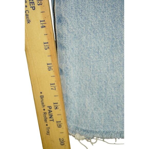 Vintage Calvin Klein CK Jeans Light Wash Cutoff Shorts Y2K Denim 90s USA - Picture 15 of 15